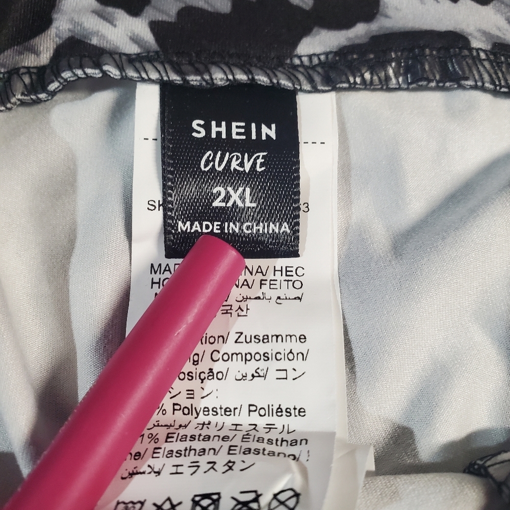SHEIN Curve Black and White Leggings - Picture 3 of 8